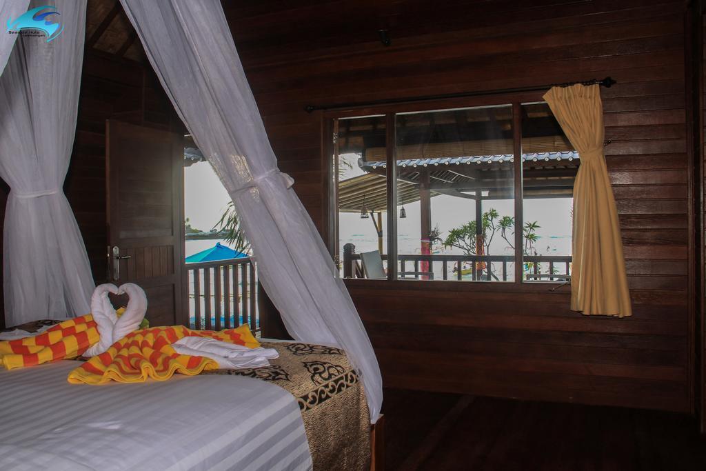 Готель Seaside Huts Lembongan Екстер'єр фото