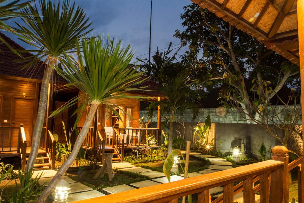 Готель Seaside Huts Lembongan Екстер'єр фото