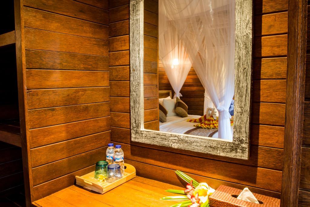 Готель Seaside Huts Lembongan Екстер'єр фото